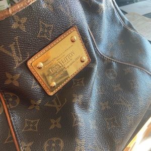 Louis Vuitton Handbag